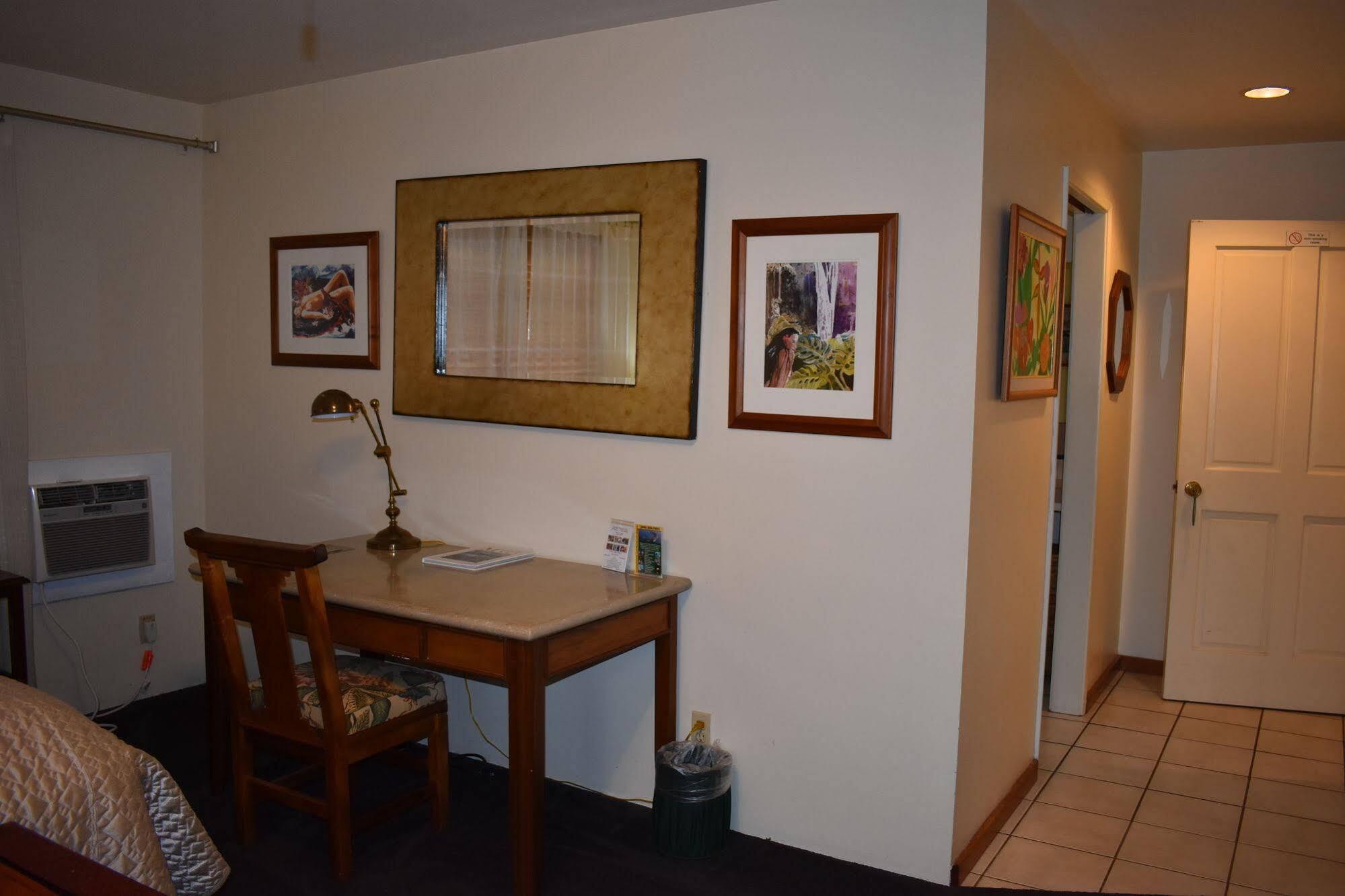 Nona Lani Cottages Kihei Exterior photo